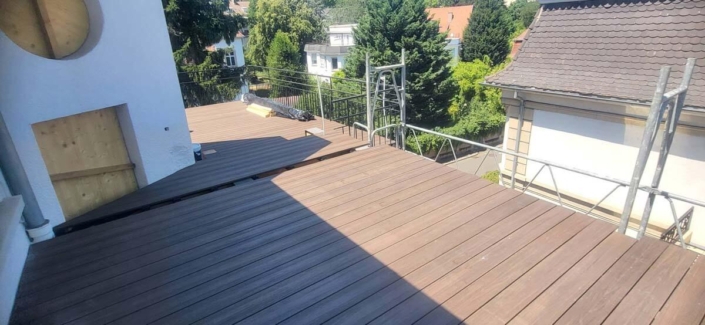 réalisation d’une terrasse en composite à Strasbourg Réalisation d'une terrasse en composite à Strasbourg